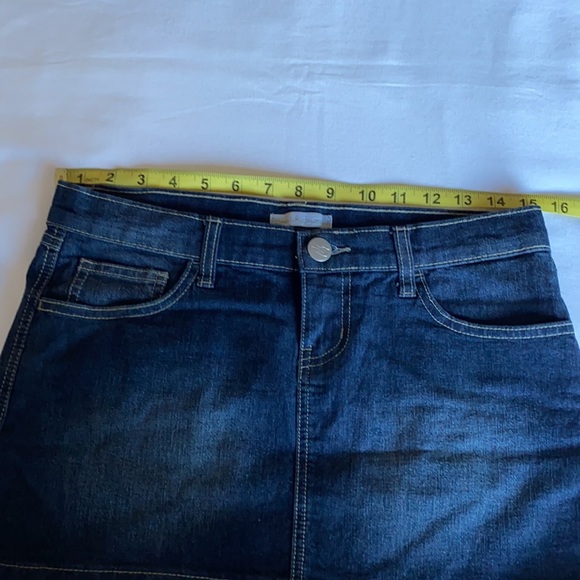 Blue denim skirt in small. - Picture 3 of 7